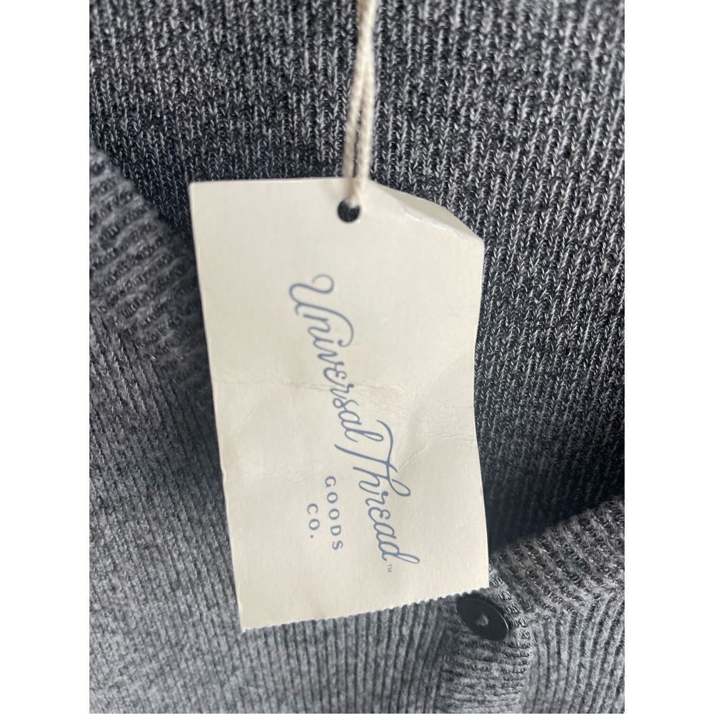 ❤️Universal Thread Grey Henley 2X - Picture 3 of 5